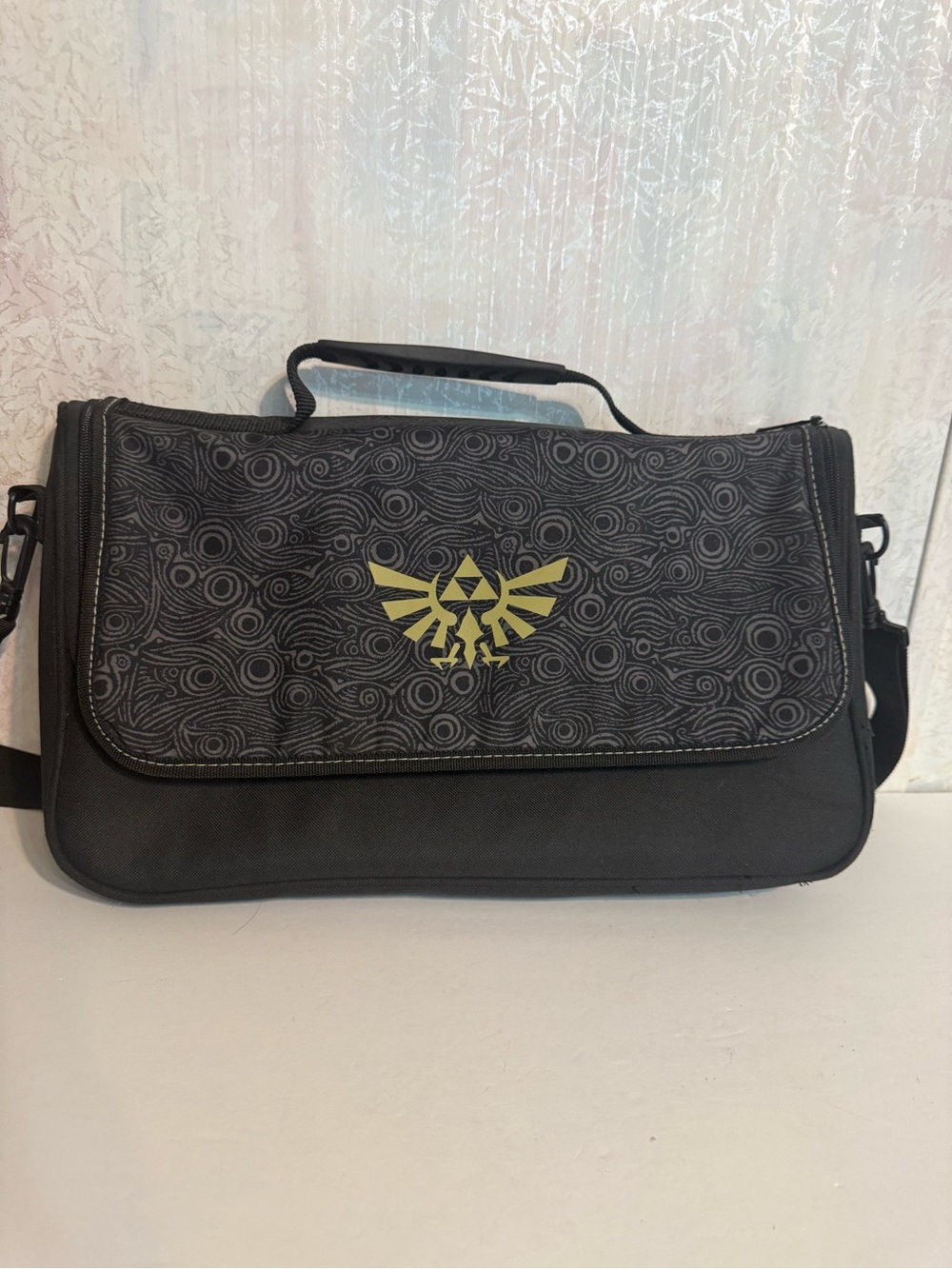 Power A, Everywhere Messenger Bag, Legend Of Zelda, Breath Of The Wild, Like New